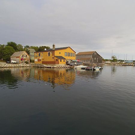 Inner Harbor Inn Shelburne Kültér fotó
